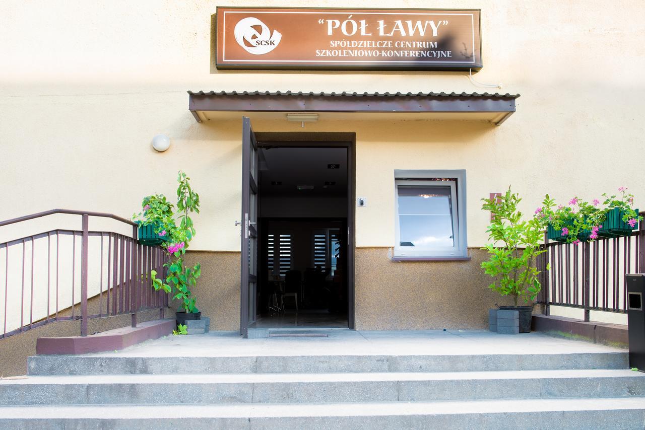فندق Scsk Pol Lawy Puławy المظهر الخارجي الصورة